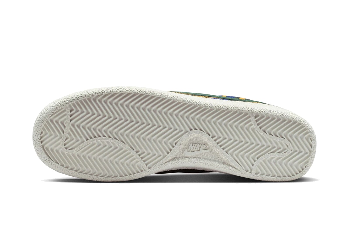 Nike Tennis Classic Premium Terry Cloth