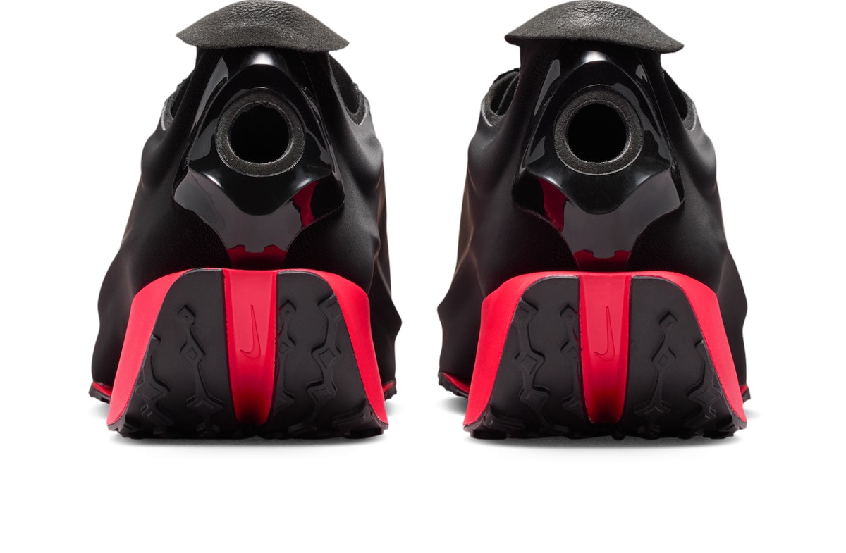Nike First Sight Noir Bright Crimson Nike First Sight Noir Bright Crimson