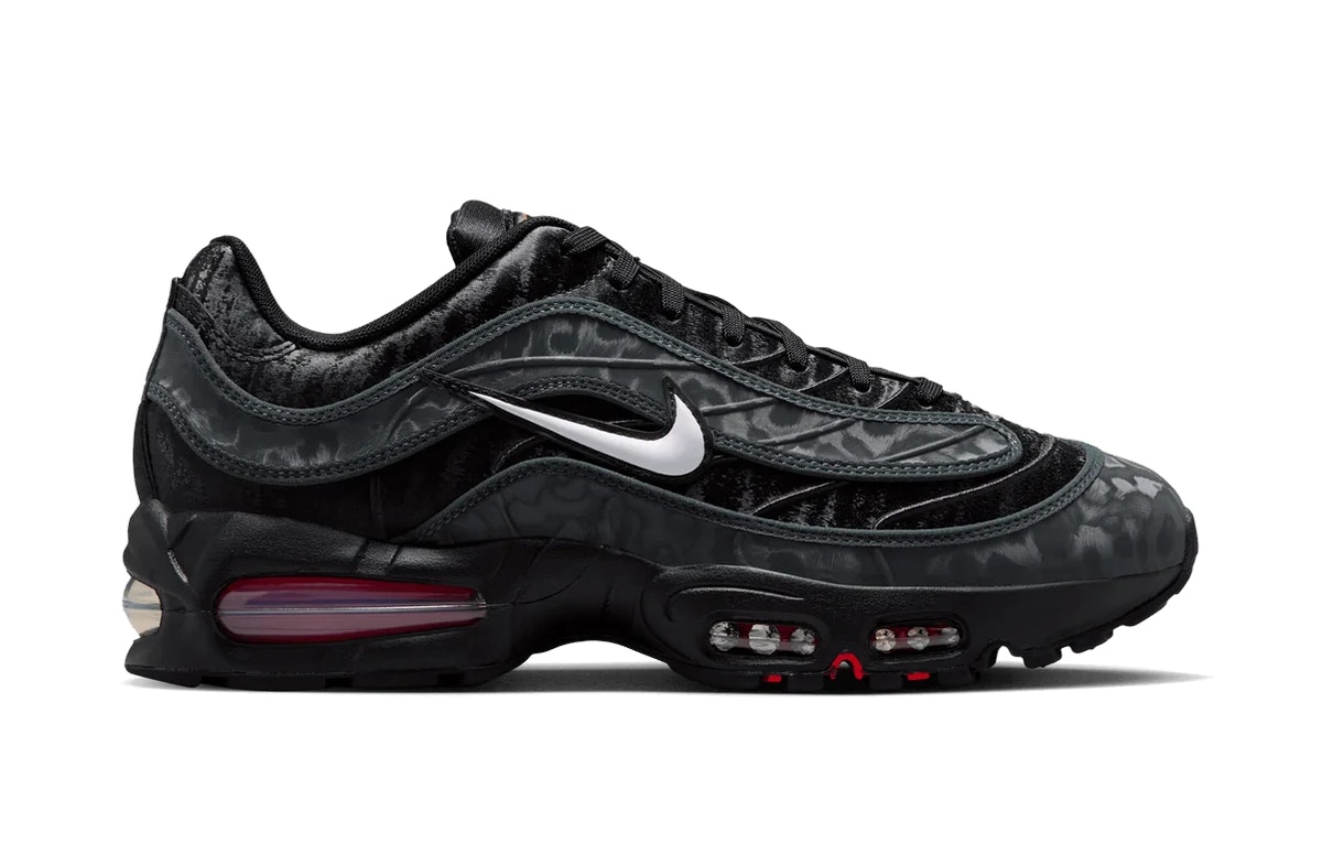 Nike Air Max Joga Bonito Black University Red Nike Air Max Joga Bonito Black University Red