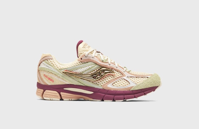Stan Birch x Saucony ProGrid Guide 7 Stand Out