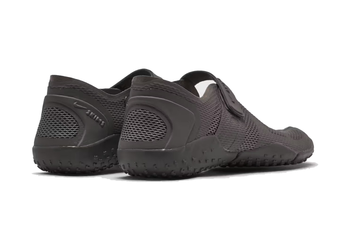 SKIMS x Nike Rift 1 Tone Mesh Cave Stone