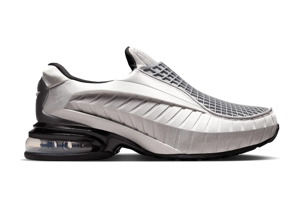Nike Air Max Dolce Metallic Silver