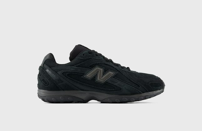 New Balance 204L Triple Black New Balance 204L Triple Black