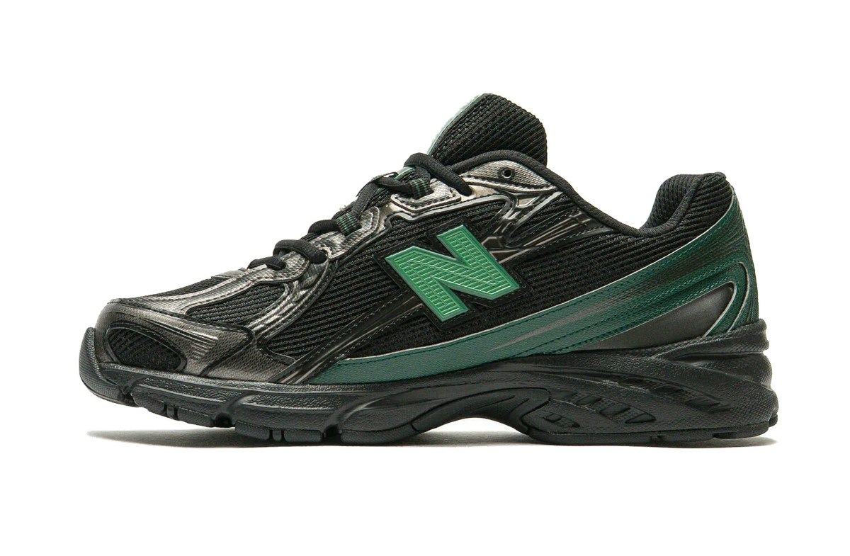 New Balance 740 Black Nordic Green New Balance 740 Black Nordic Green