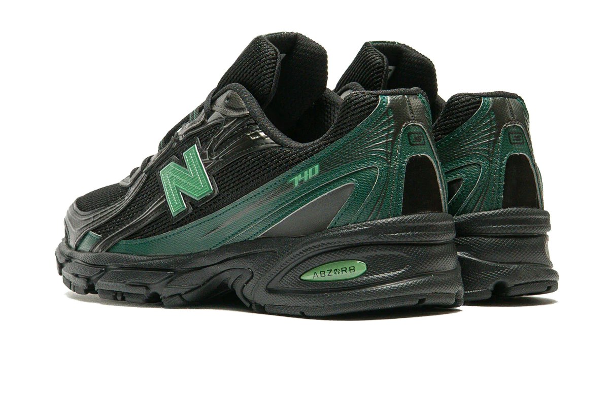 New Balance 740 Black Nordic Green New Balance 740 Black Nordic Green