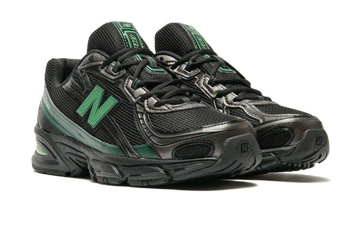 New Balance 740 Black Nordic Green New Balance 740 Black Nordic Green