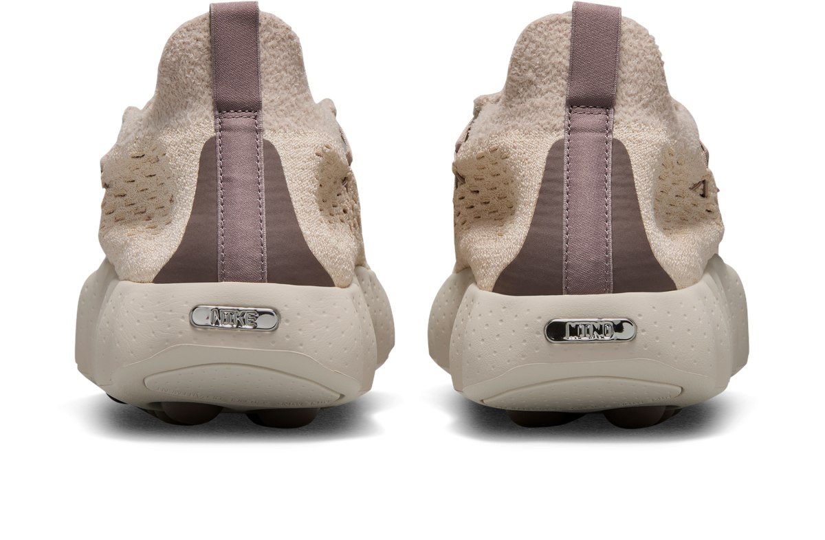 Nike Mind 002 Flyknit Fossil Stone Nike Mind 002 Flyknit Fossil Stone