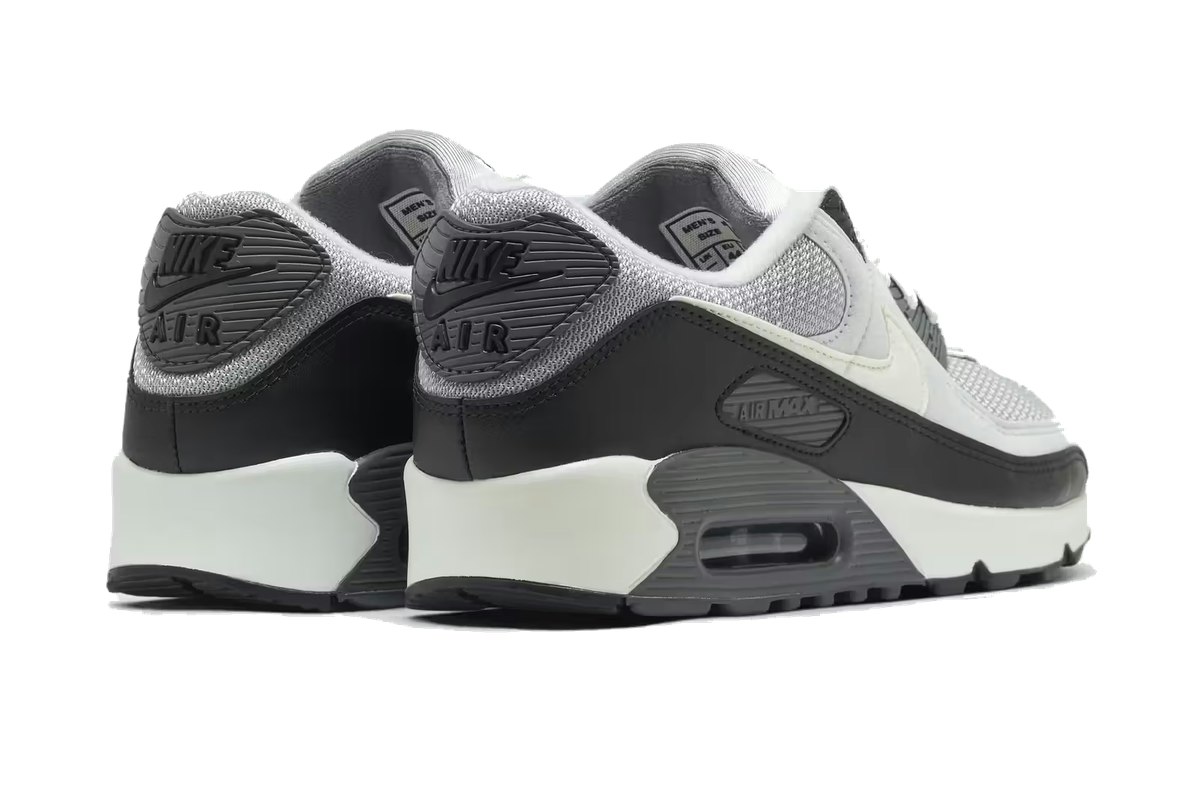 Nike Air Max 90 Light Smoke Grey Nike Air Max 90 Light Smoke Grey