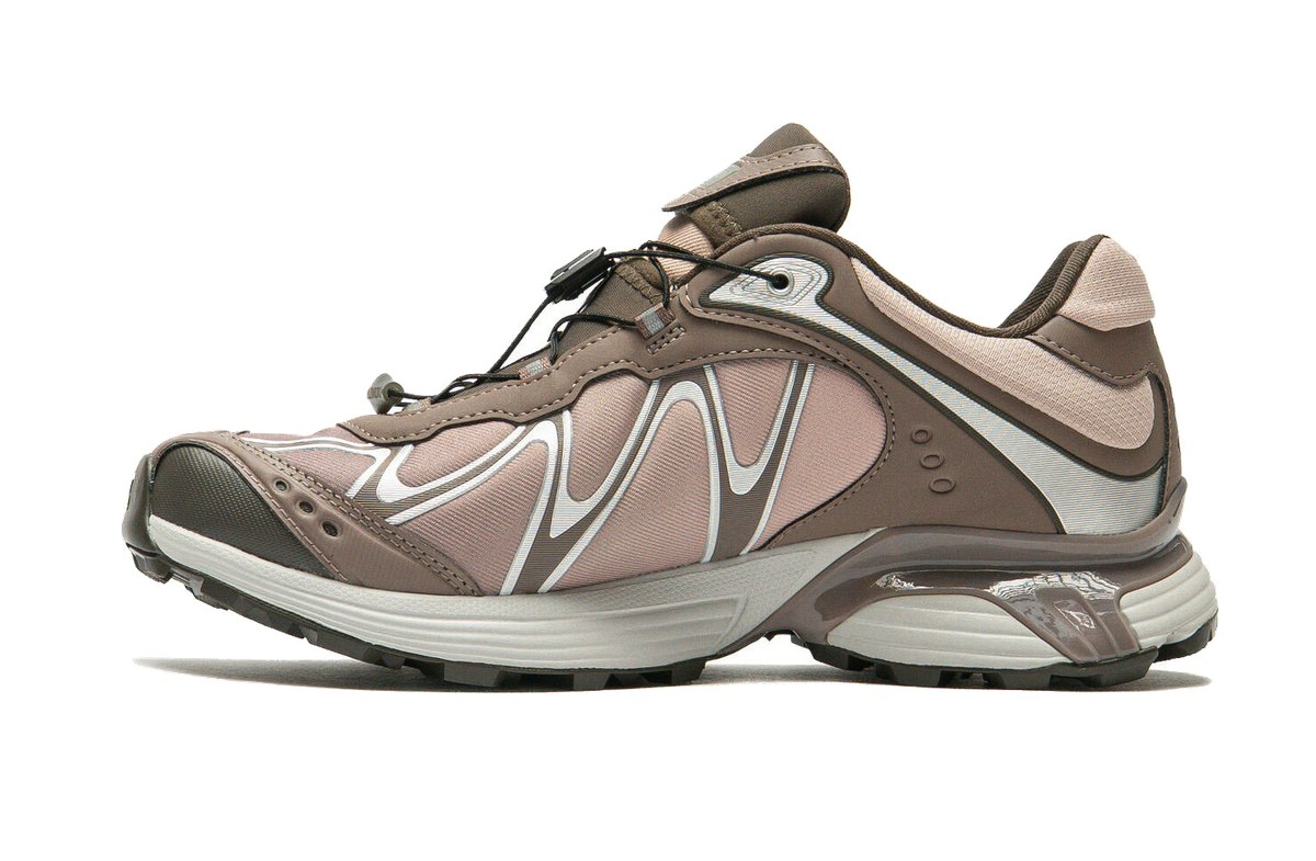 Salomon XT-Whisper GORE-TEX Winter Stories Pack Iron Salomon XT-Whisper GORE-TEX Winter Stories Pack Iron