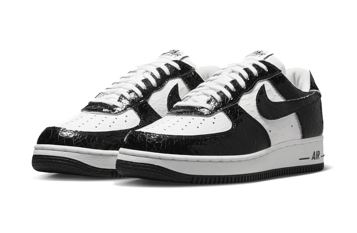Nike Air Force 1 '01 Cracked Patent Leather Black Nike Air Force 1 '01 Cracked Patent Leather Black