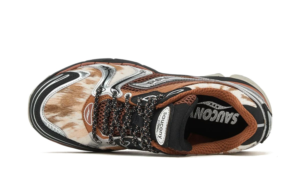Saucony Progrid Triumph 4 Space Cowboy Saucony Progrid Triumph 4 Space Cowboy