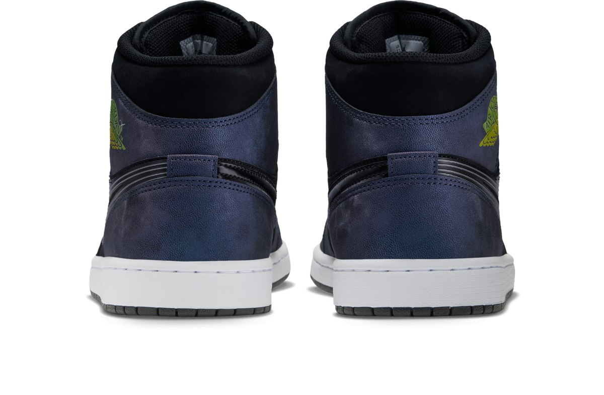 Nike Air Jordan 1 Mid SE Lola Bunny