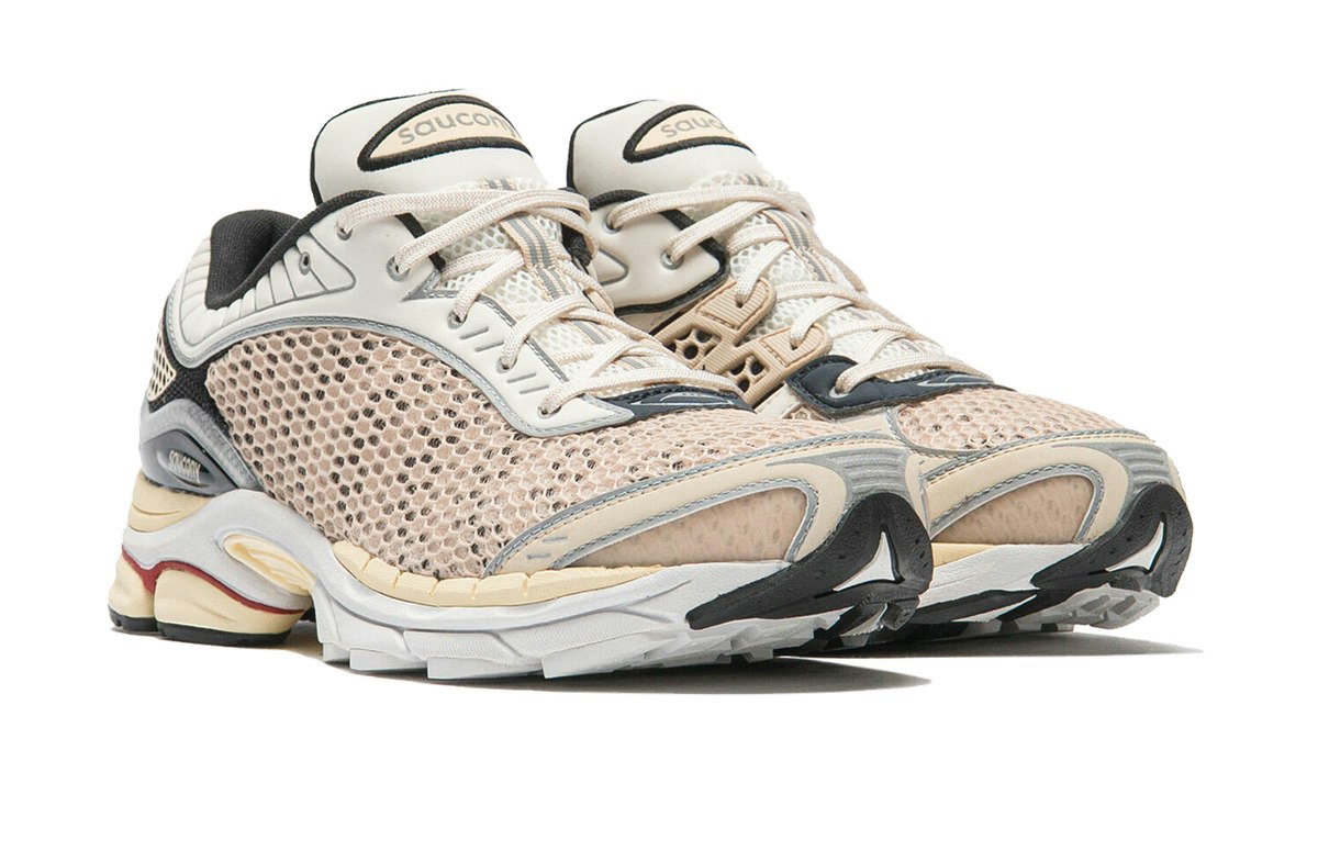 Highsnobiety x Saucony ProGrid Paramount Oatmeal Highsnobiety x Saucony ProGrid Paramount Oatmeal
