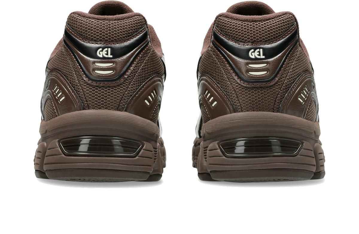 emmi x Asics Gel-Stratus MC Brown Storm