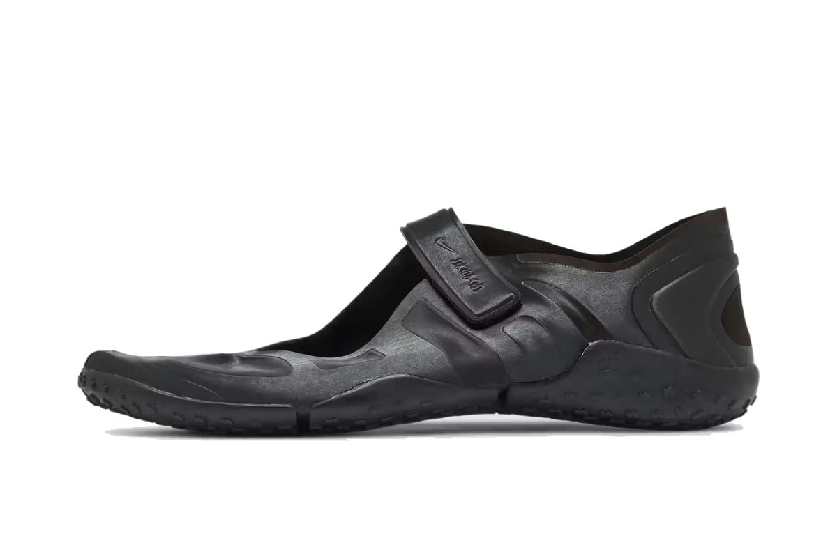 SKIMS x Nike Rift Satin Shadow Brown SKIMS x Nike Rift Satin Shadow Brown