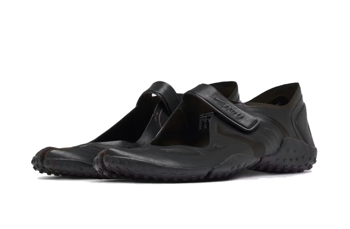 SKIMS x Nike Rift Satin Shadow Brown SKIMS x Nike Rift Satin Shadow Brown