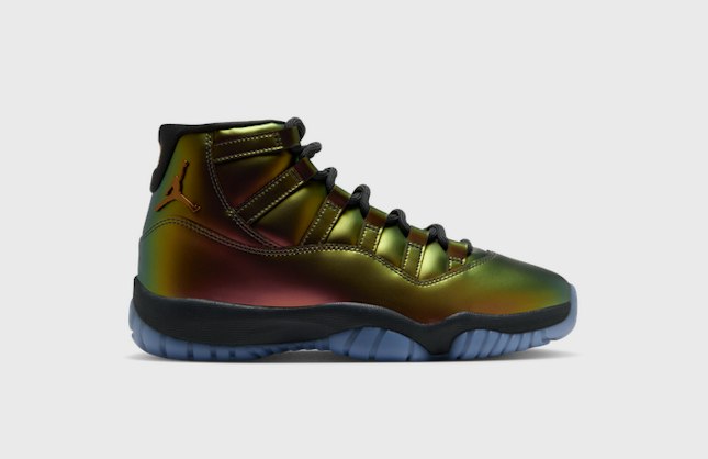 Nike Air Jordan 11 Retro Space Jam Magic Ball