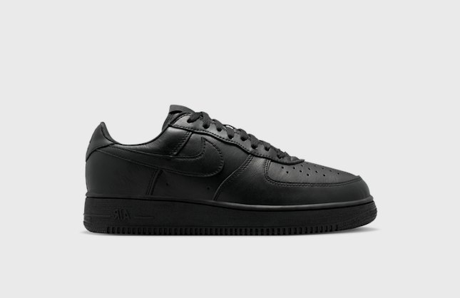 Nike Air Force 1 Low '01 Triple Black