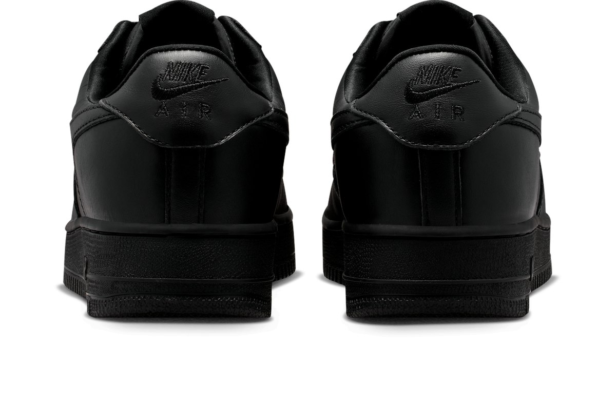Nike Air Force 1 Low '01 Triple Black Nike Air Force 1 Low '01 Triple Black