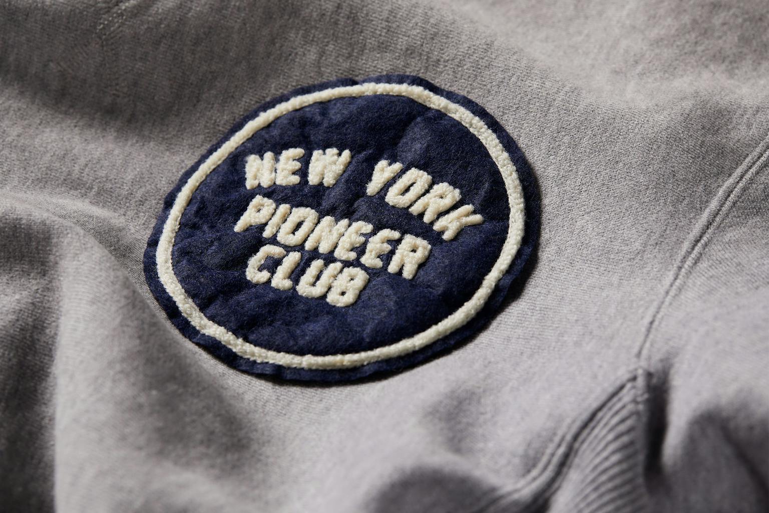 Pioneer Club Crewneck Patch Men Detail 3001