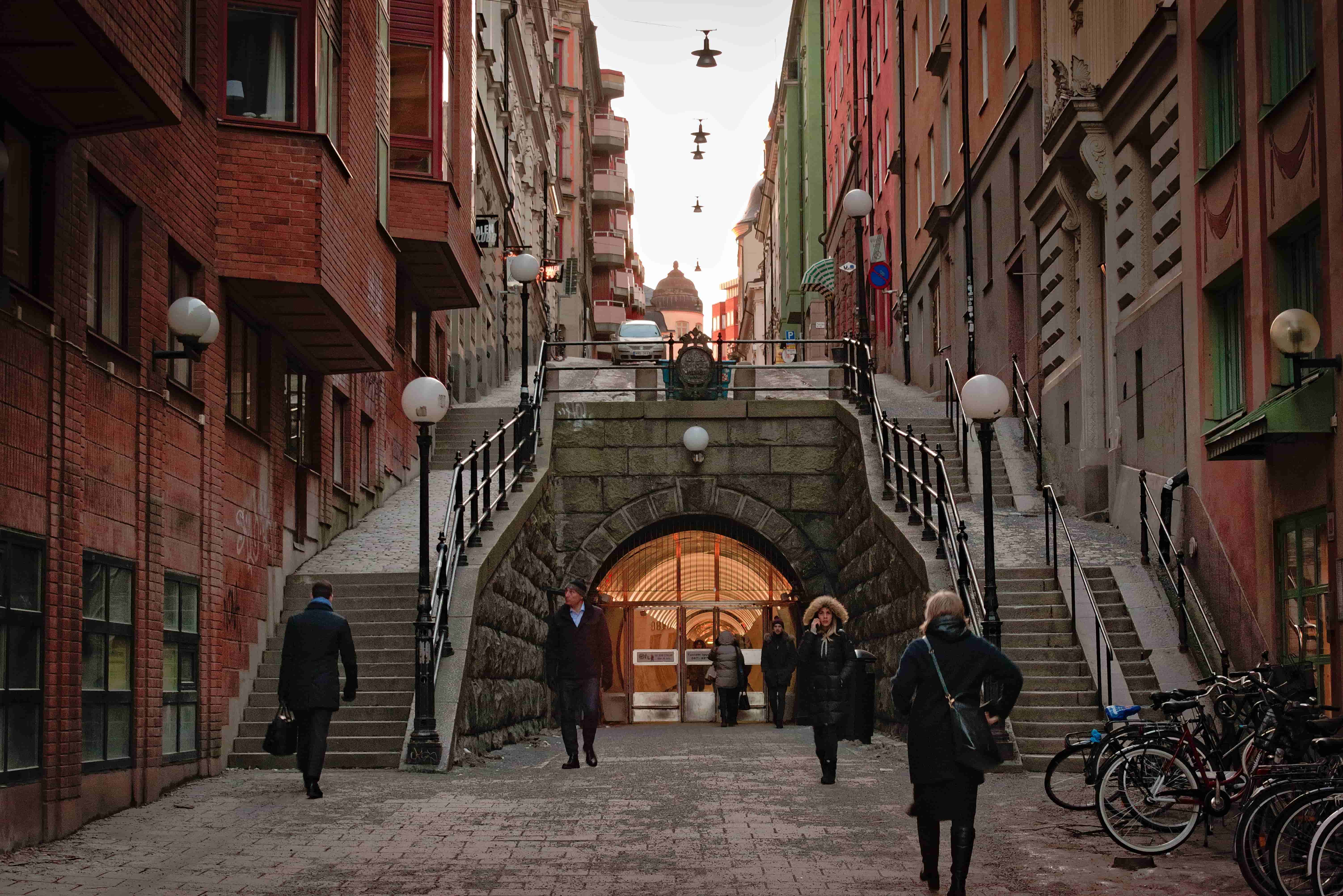 Flytta till Sverige: hur du får en bekväm nystart Movinga