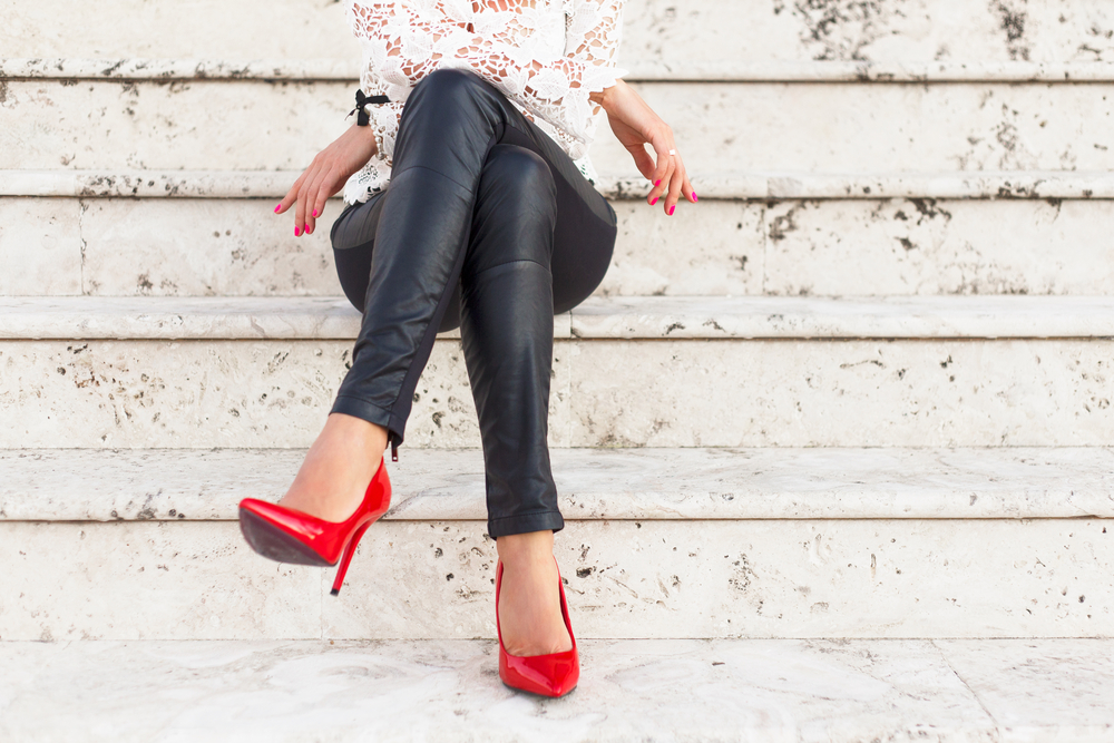 Cynthia M. Poulos MD Blog | Varicose Veins: Crossed Legs and High-Heels to Blame?