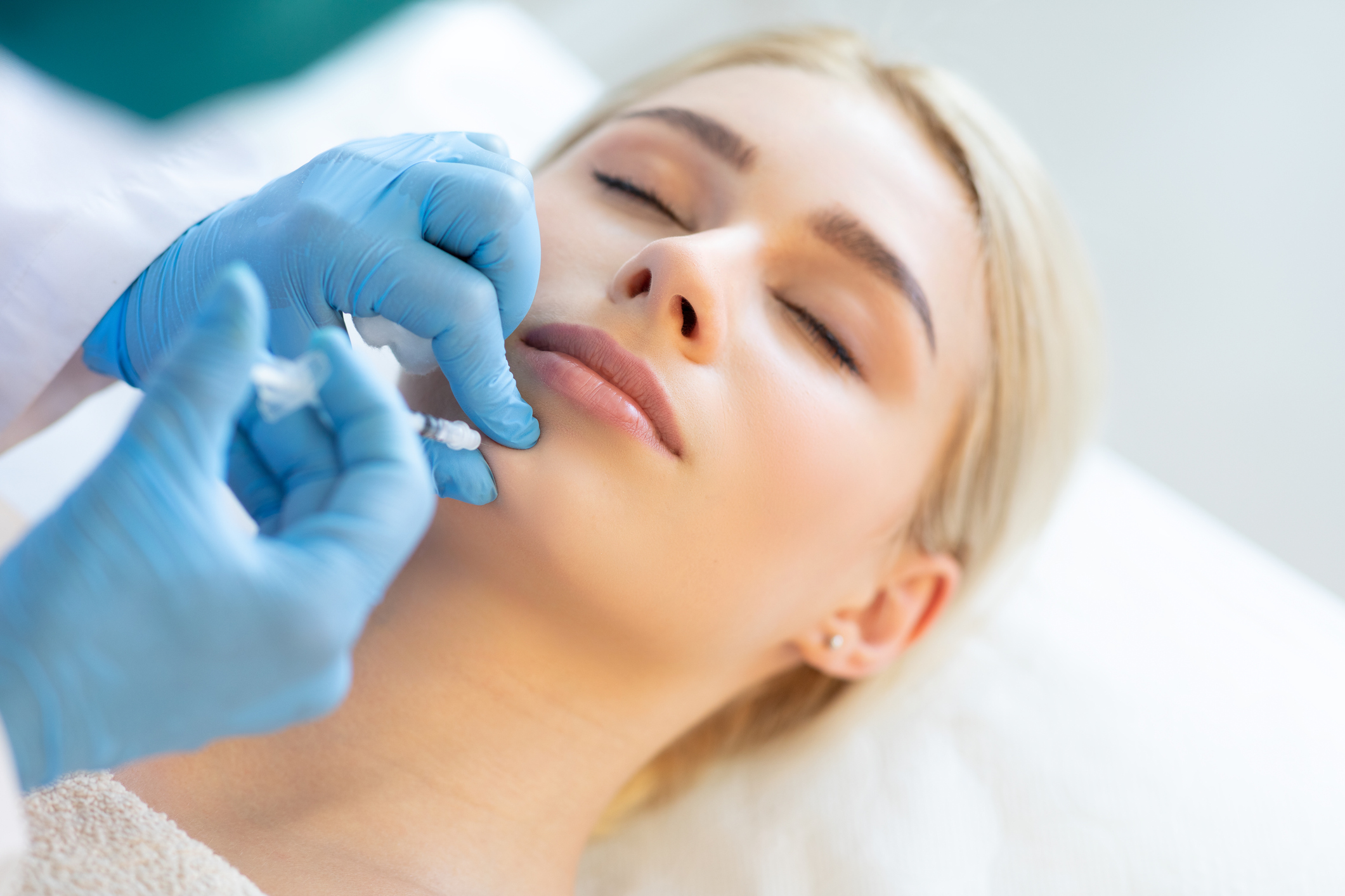 Cynthia M. Poulos MD Blog | What To Expect When Getting Botox Injections For The First Time? 