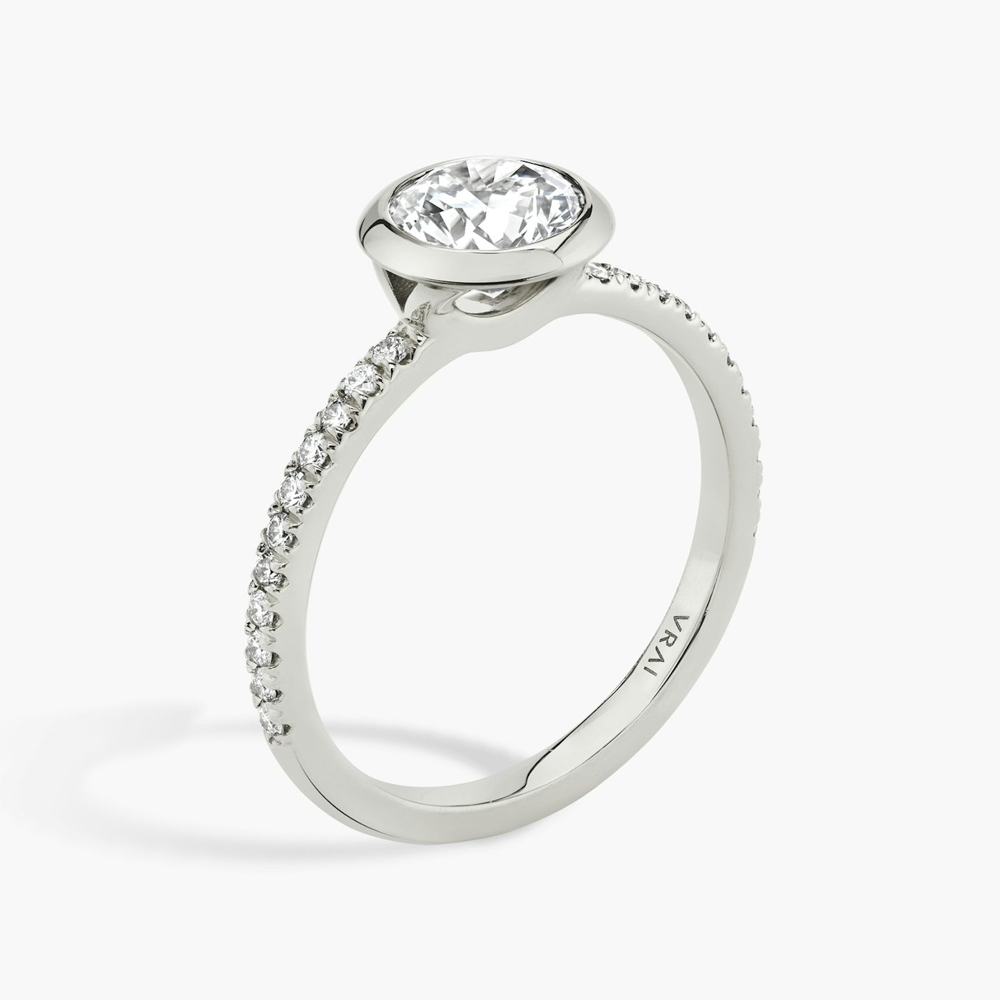 The Signature Bezel | Round Brilliant | 18k | 18k White Gold | Band: Pavé | Carat weight: See full inventory | Diamond orientation: vertical