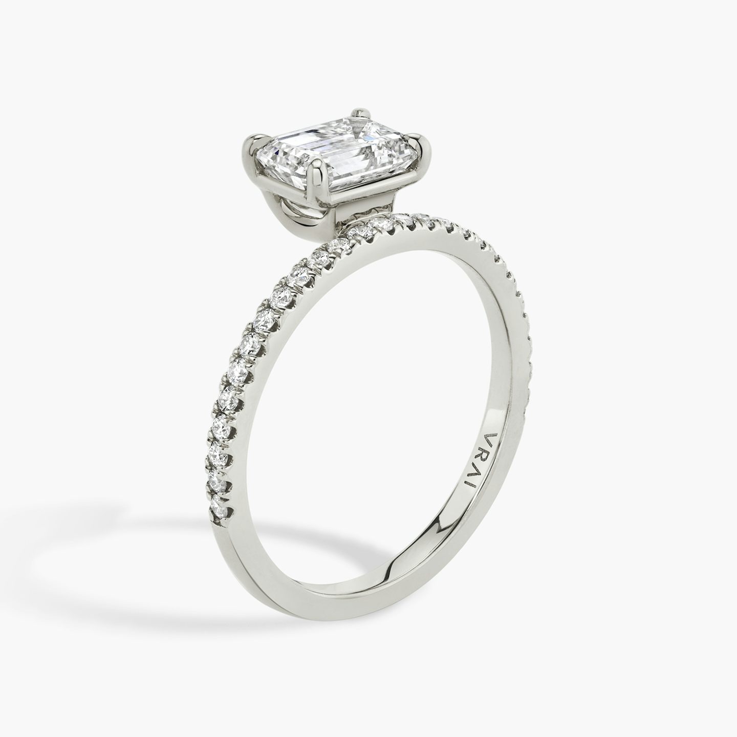Hover | Emerald | 18k | 18k Weißgold | Ring: Pavé | Diamantausrichtung: vertical | Karatgewicht: Gesamtbestand ansehen