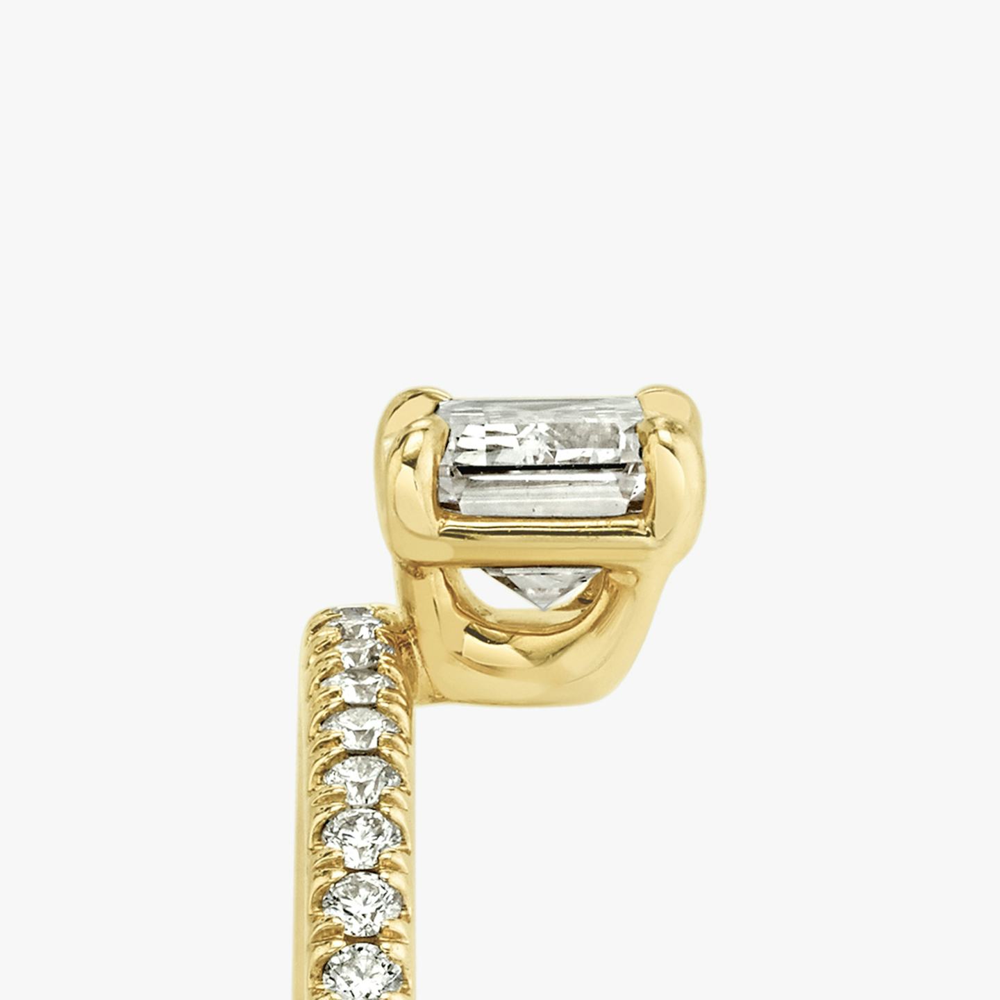 The Hover | Emerald | 18k | 18k Yellow Gold | Band: Pavé | Diamond orientation: vertical | Carat weight: See full inventory