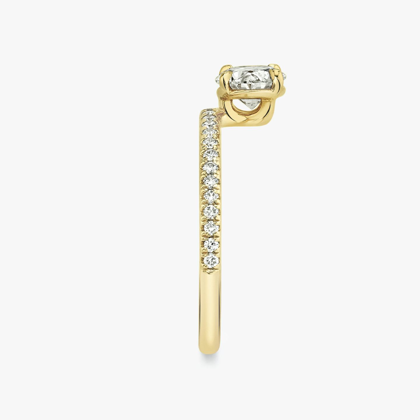 The Hover | Oval | 18k | 18k Yellow Gold | Band: Pavé | Diamond orientation: vertical | Carat weight: See full inventory