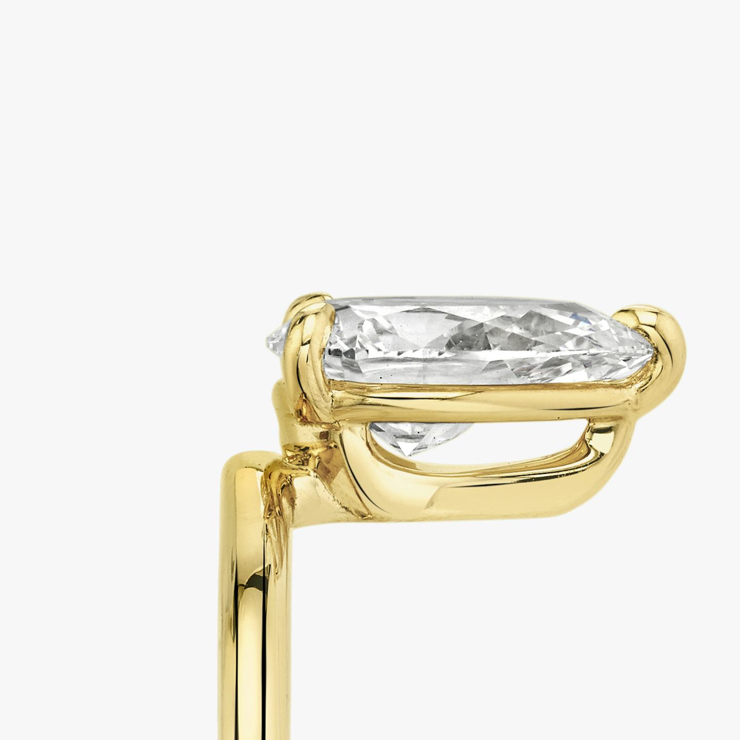 The Hover | Pear | 18k | 18k Yellow Gold | Band: Plain | Diamond orientation: vertical | Carat weight: See full inventory