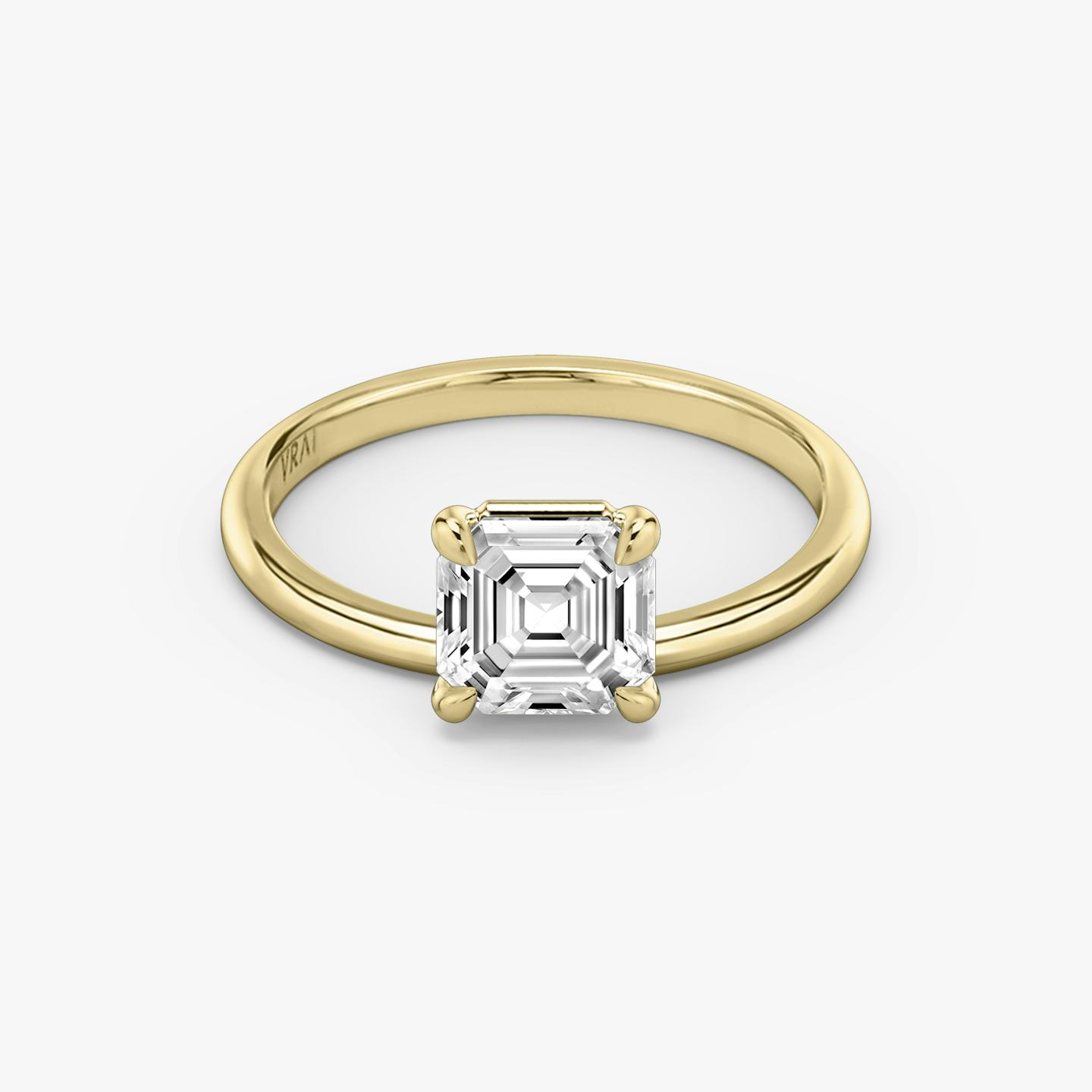 The Hover | Asscher | 18k | 18k Yellow Gold | Band: Plain | Diamond orientation: vertical | Carat weight: See full inventory