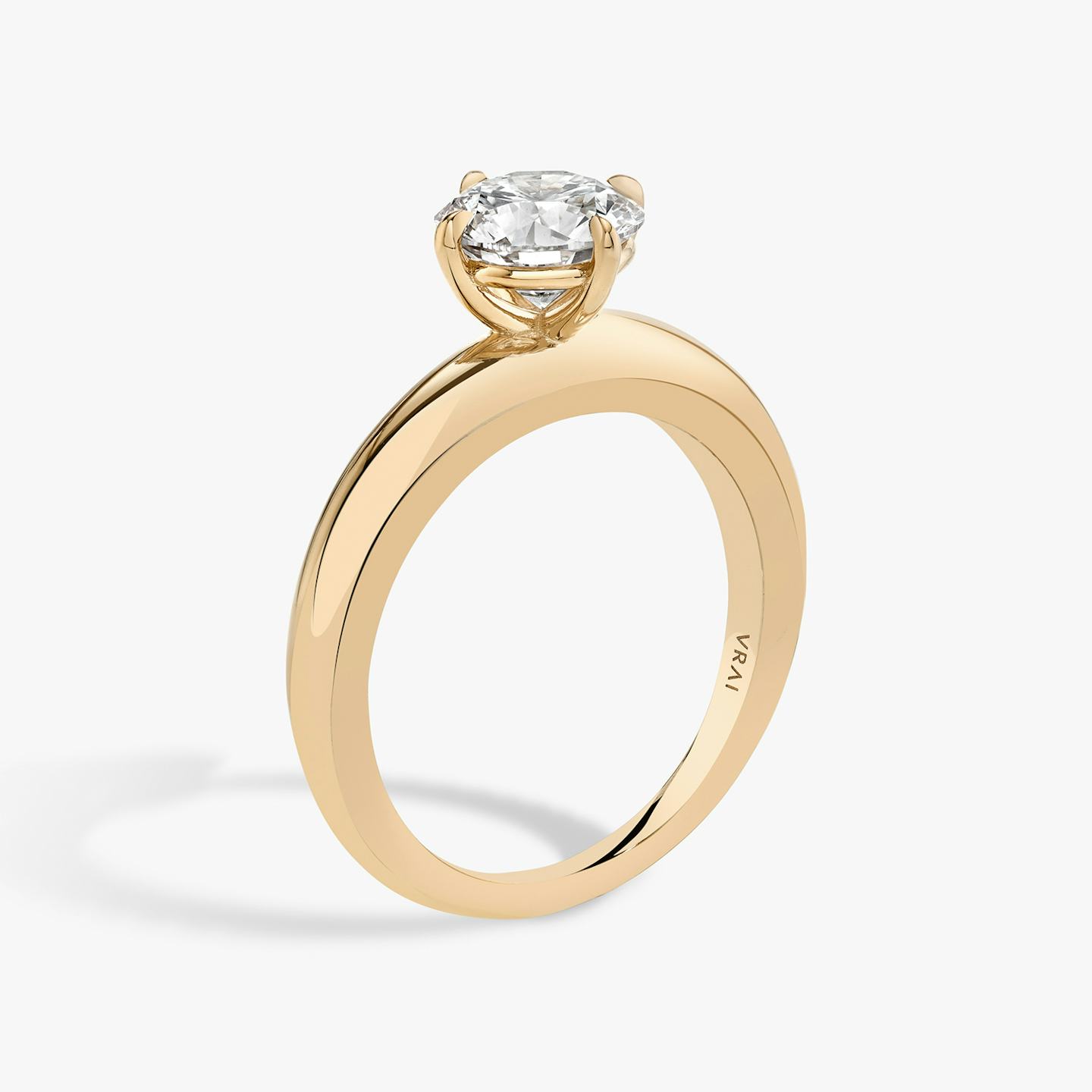 The Curator | Round Brilliant | 14k | 14k Rose Gold | Band: Plain | Carat weight: See full inventory | Diamond orientation: vertical
