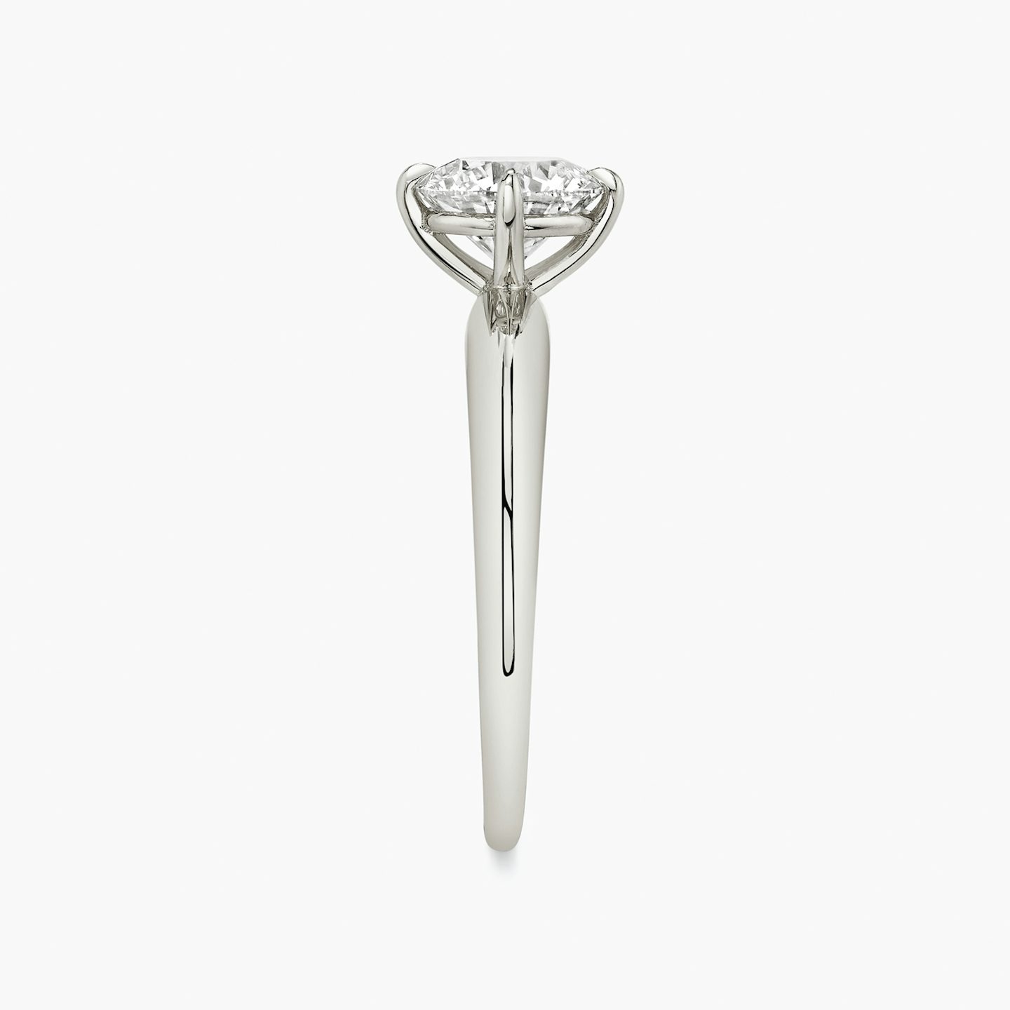 The Curator | Round Brilliant | 18k | 18k White Gold | Band: Plain | Carat weight: See full inventory | Diamond orientation: vertical