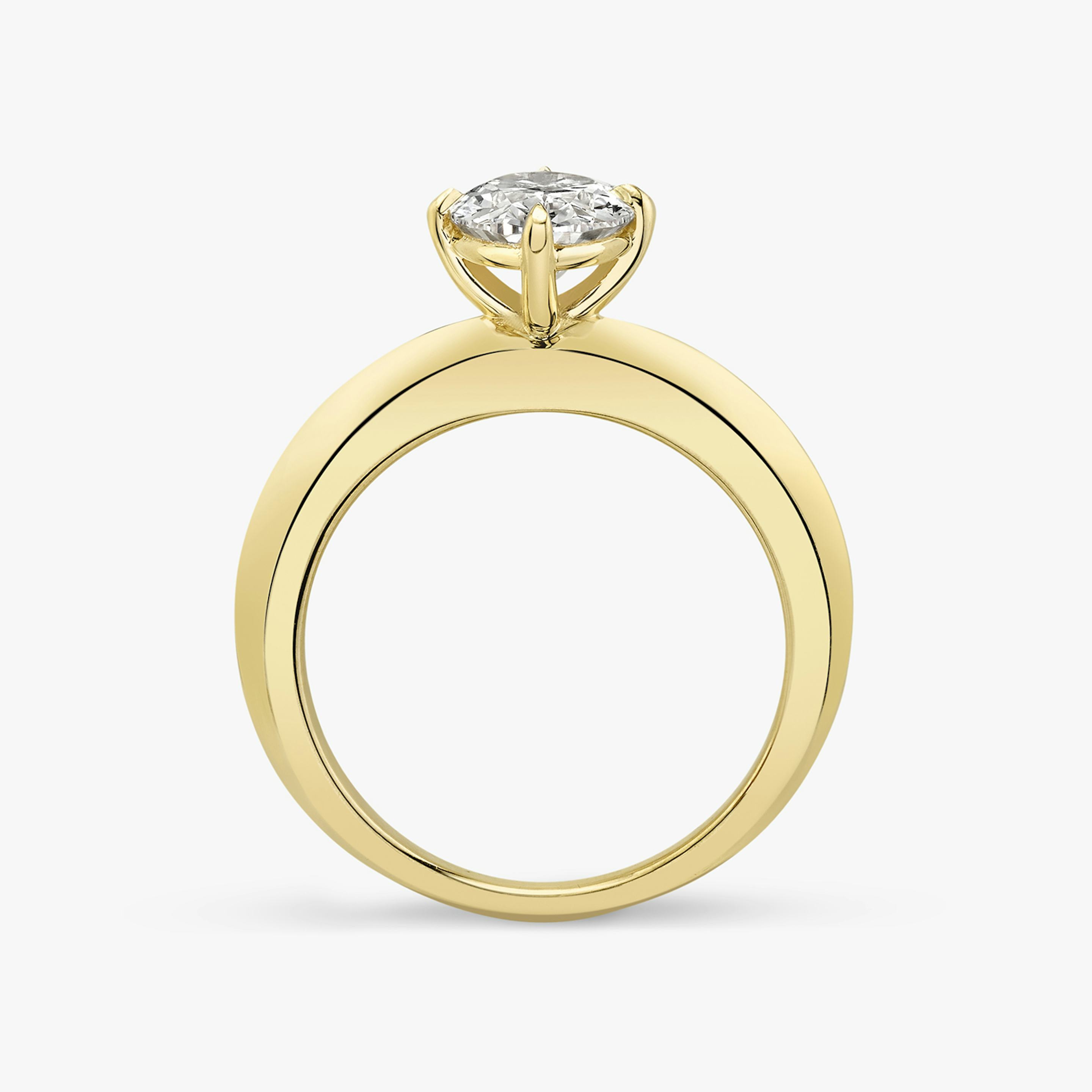 The Curator | Oval | 18k | 18k Yellow Gold | Band: Plain | Diamond orientation: vertical | Carat weight: See full inventory