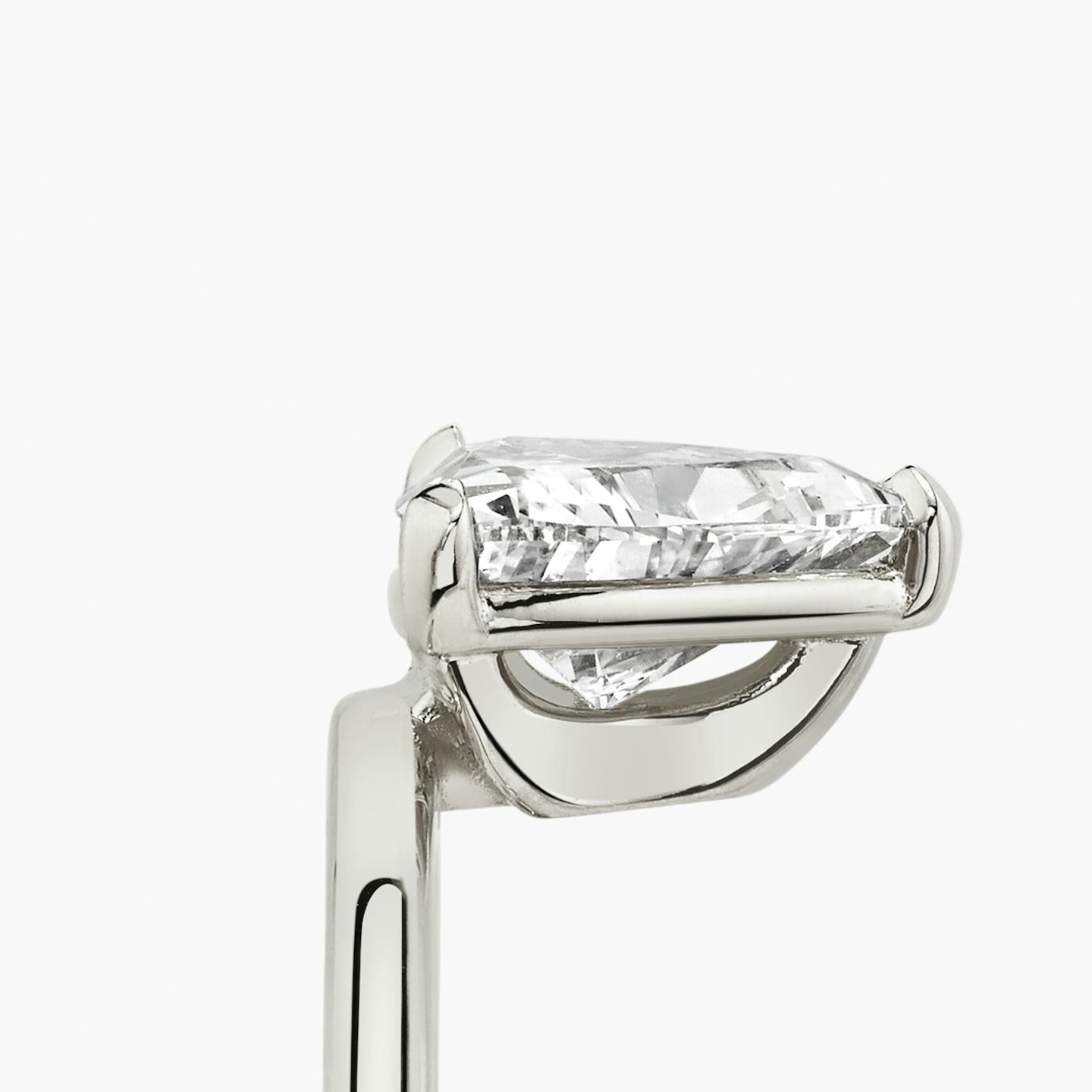 The Hover | Trillion | Platinum | Band: Plain | Diamond orientation: vertical | Carat weight: See full inventory