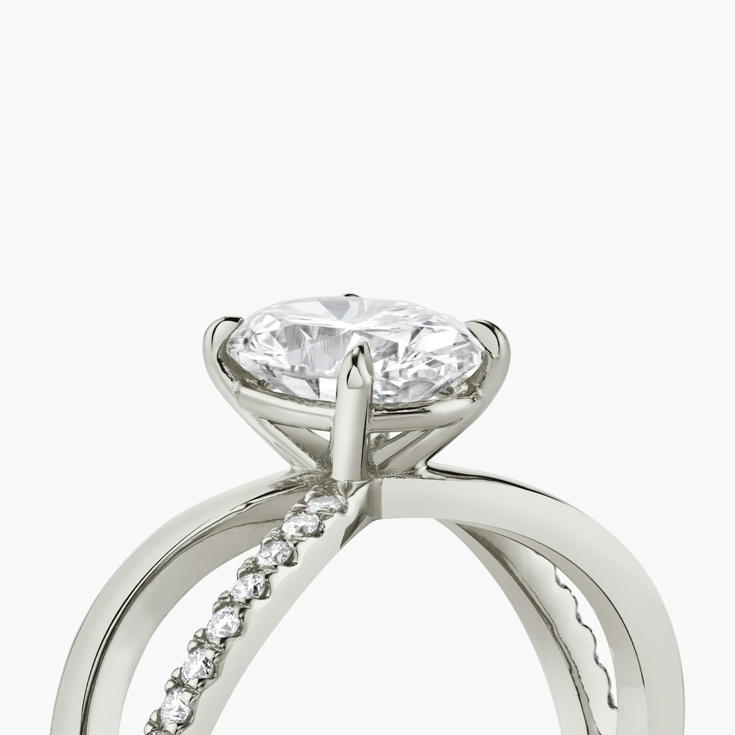 The Duet | Oval | Platinum | Band: Pavé | Diamond orientation: vertical | Carat weight: See full inventory