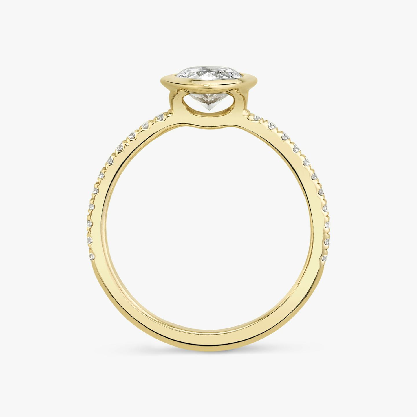 The Signature Bezel | Pear | 18k | 18k Yellow Gold | Band: Pavé | Diamond orientation: vertical | Carat weight: See full inventory