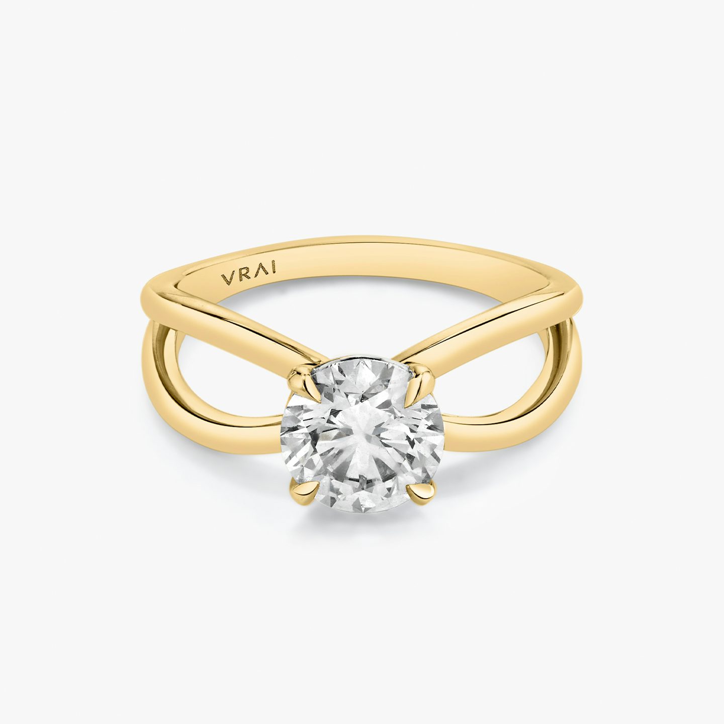 The Duet | Round Brilliant | 18k | 18k Yellow Gold | Band: Plain | Carat weight: See full inventory | Diamond orientation: vertical