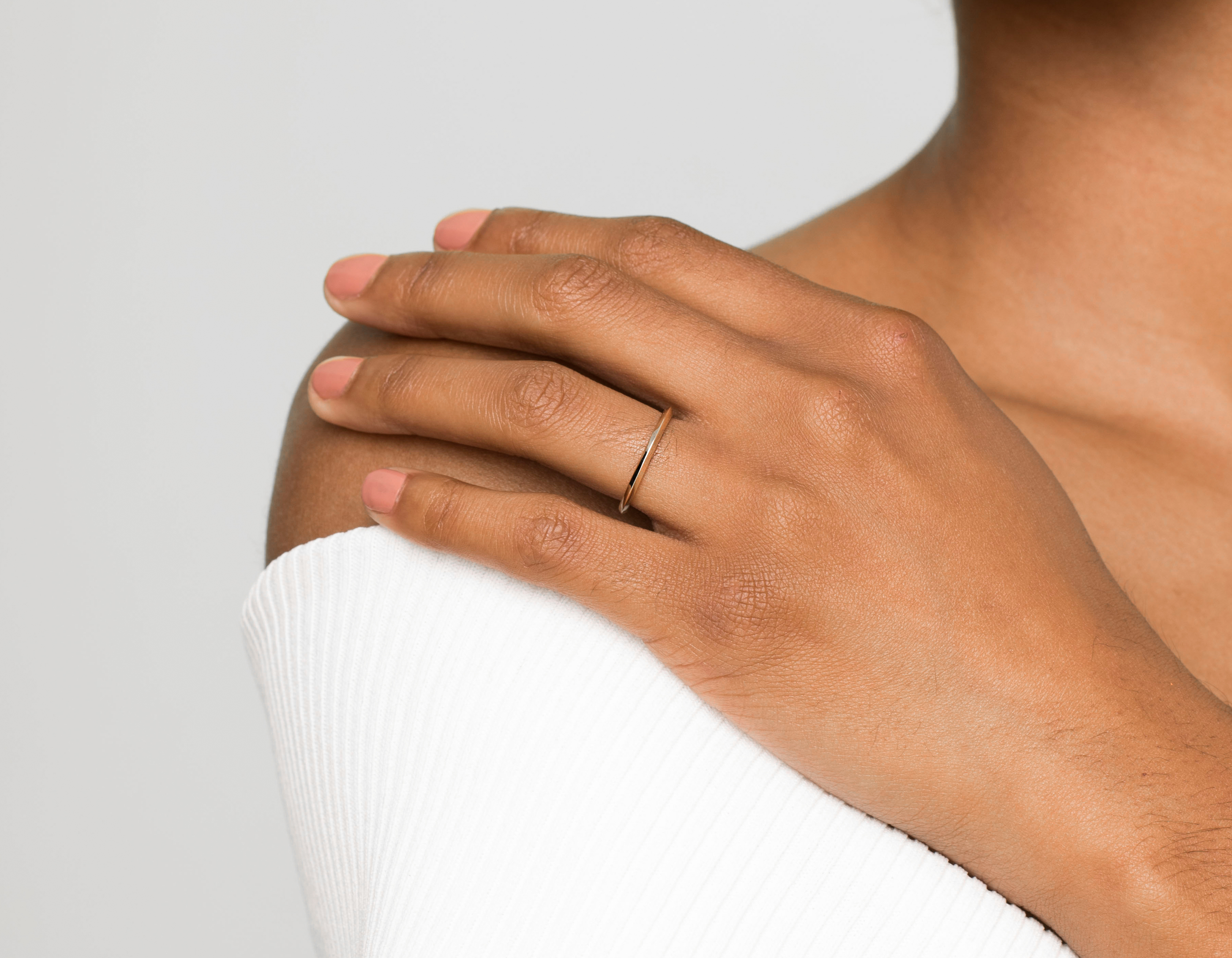 Knife Edge Wedding Band - thumbnail 3