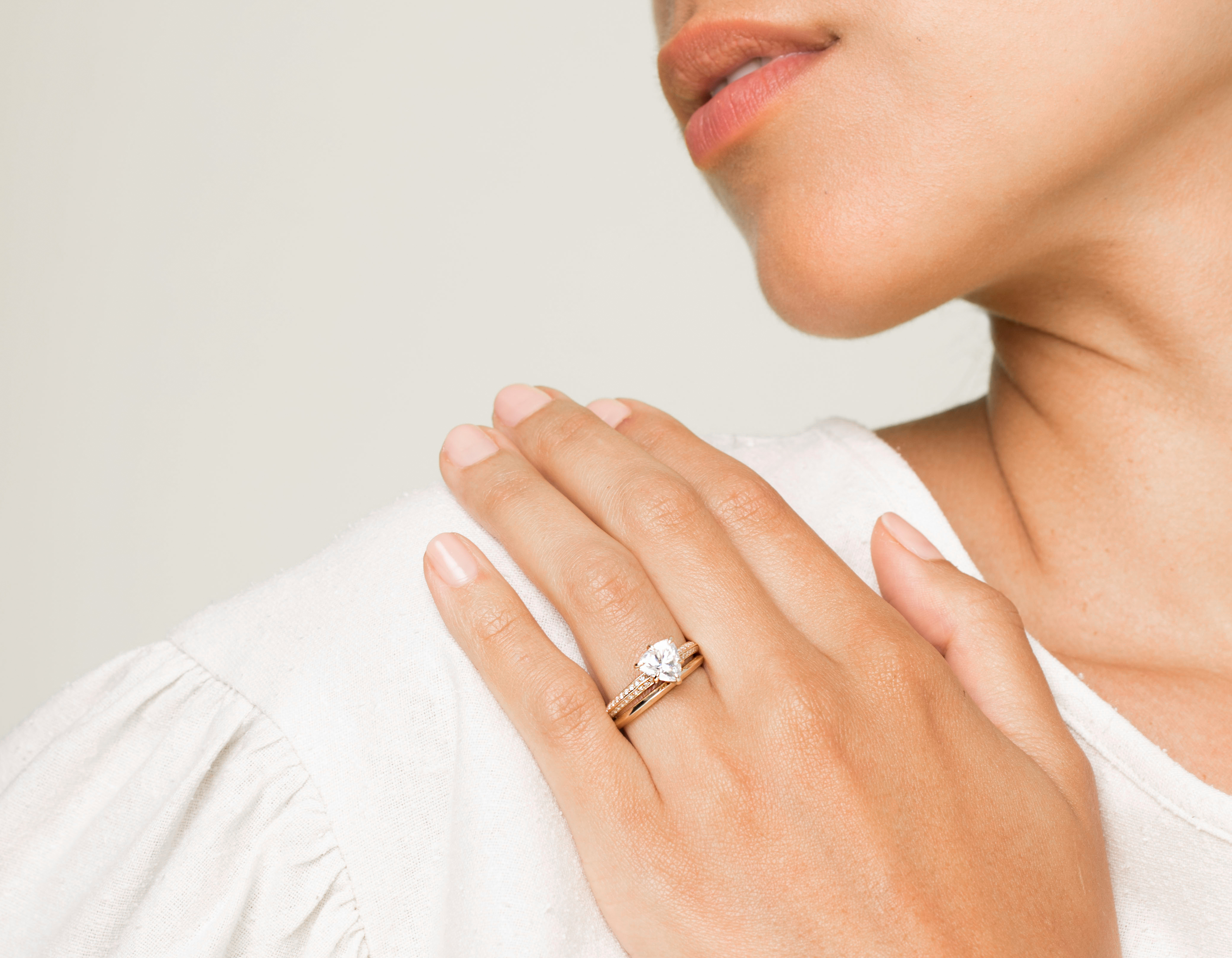 Knife edge wedding band set deals