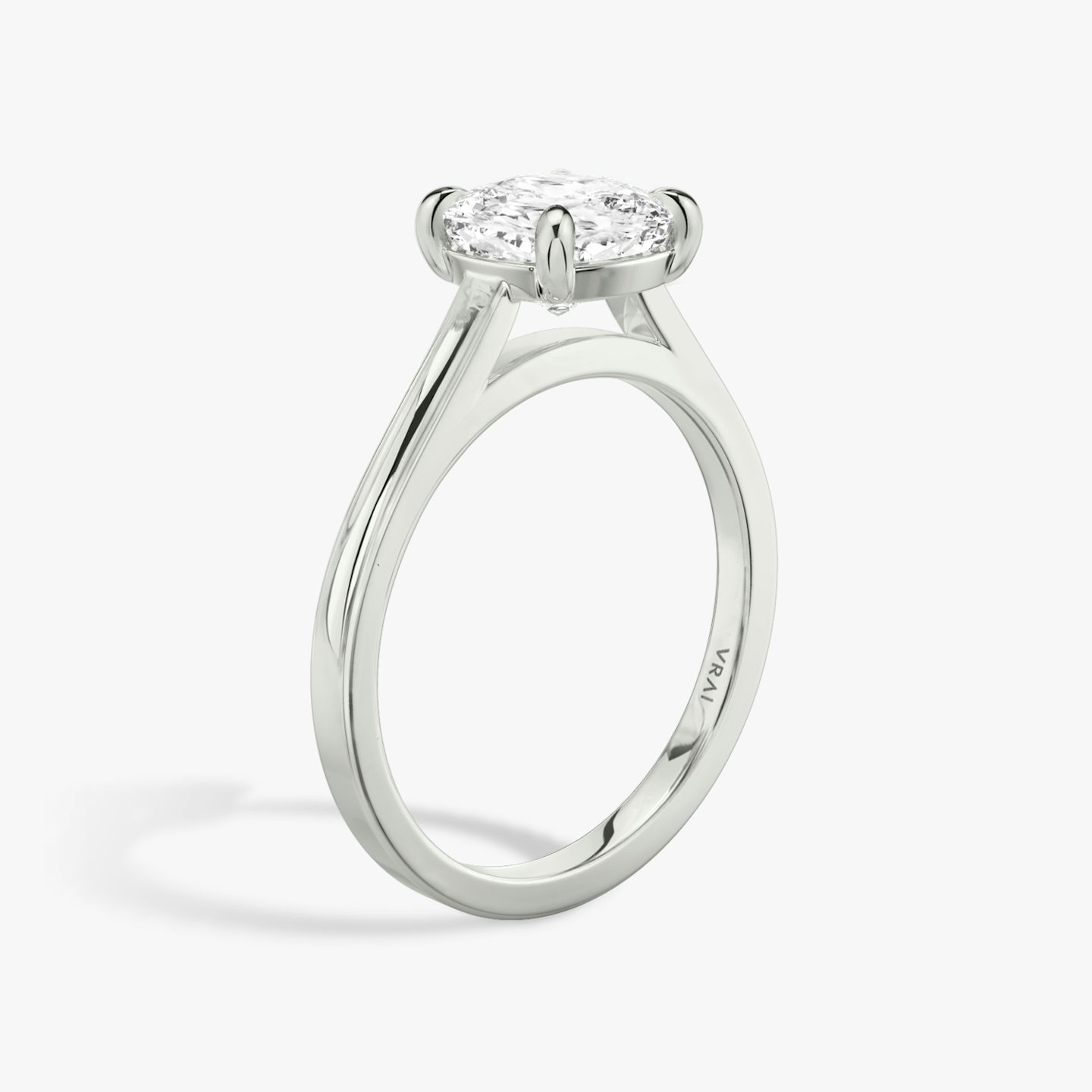 The Cathedral | cushion | 18k | white-gold | bandAccent: plain | diamondOrientation: vertical | caratWeight: other
