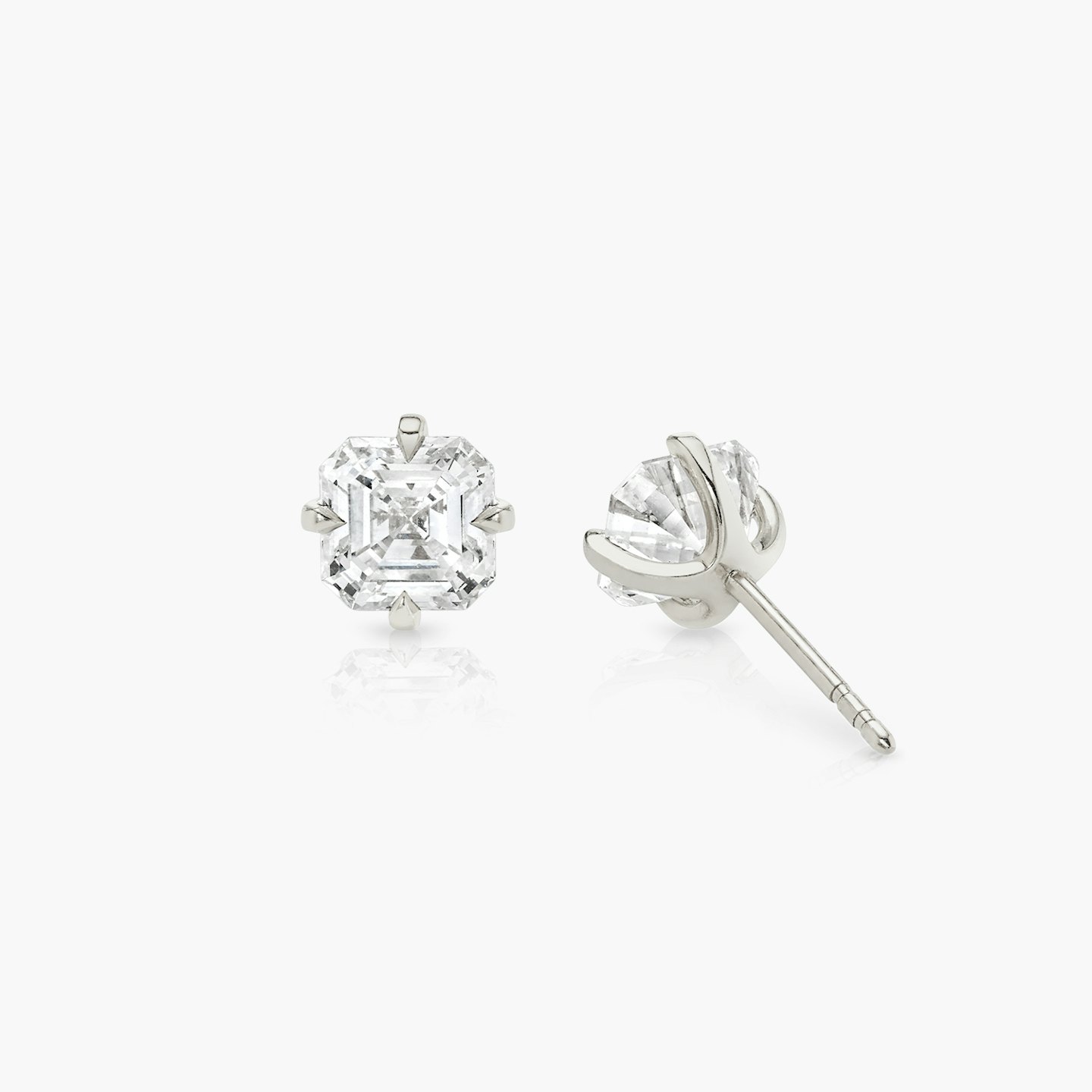 Iconic Diamond Studs Closeup image of Iconic Diamond Studs
