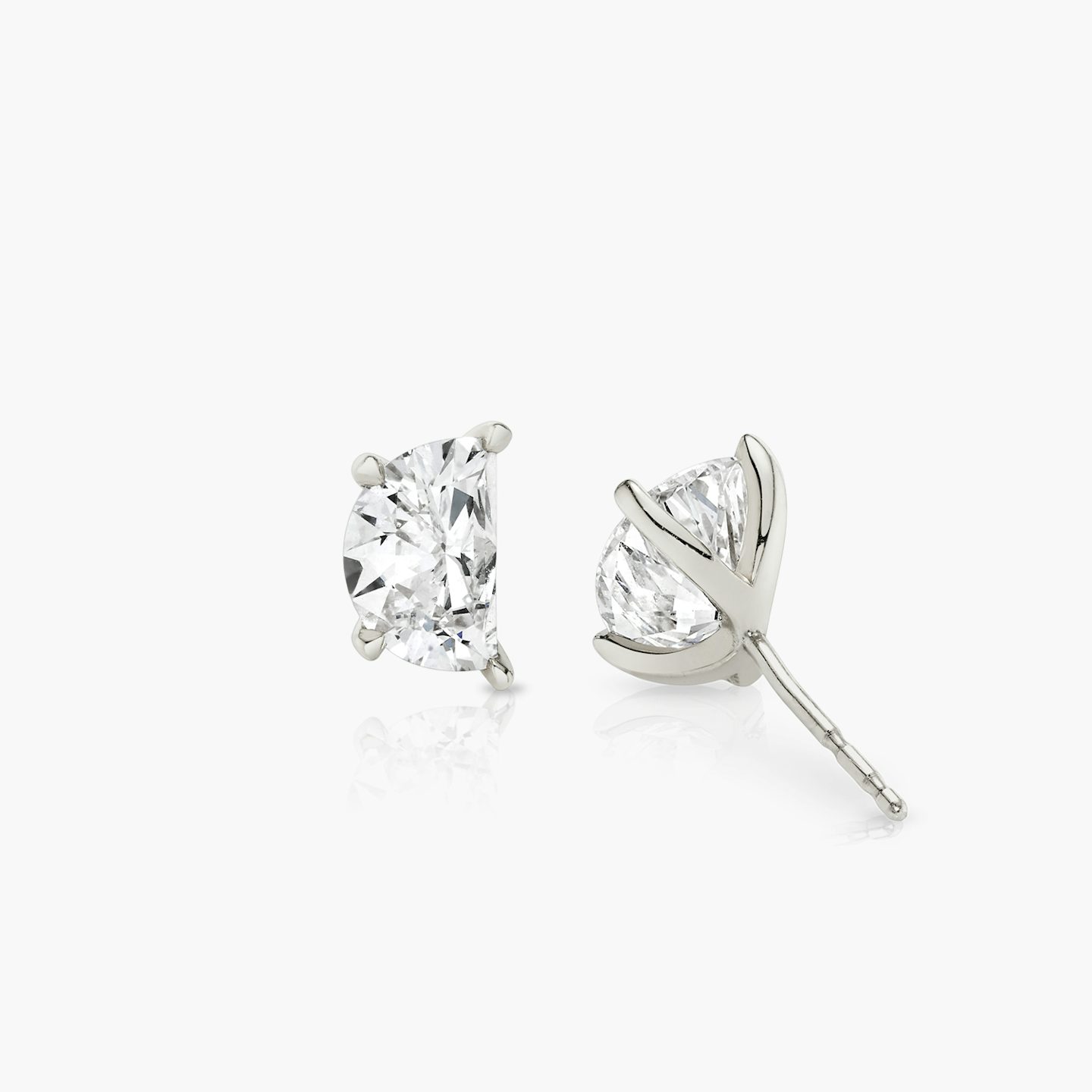 Clou d'oreille Iconic VRAI | Demi-Lune | 14k | Or blanc 18 carats | Poids en carats: 3/4