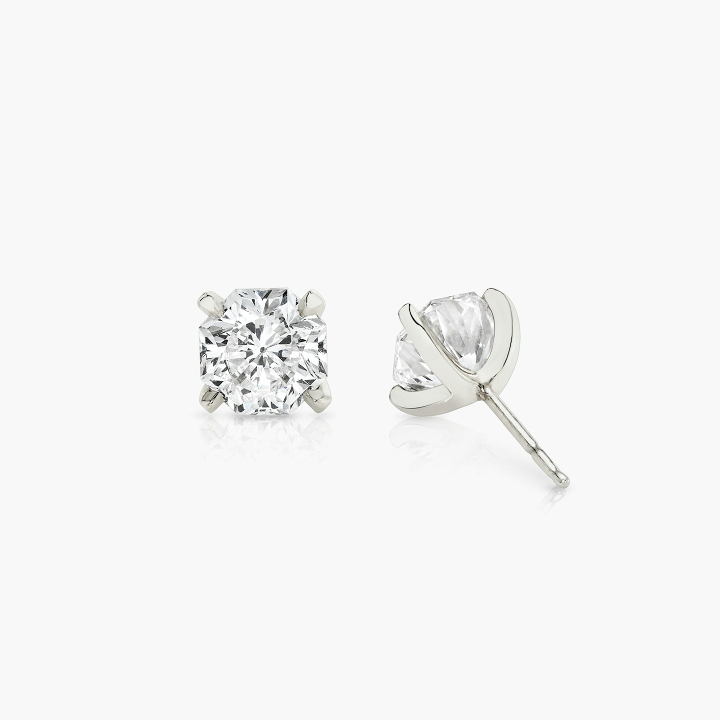 Iconic Diamond Studs Closeup image of Iconic Diamond Studs