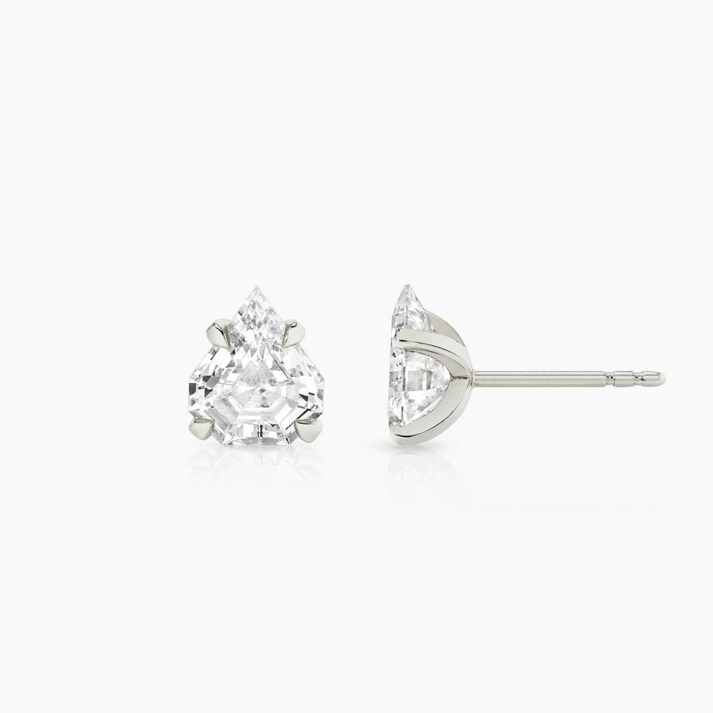 Iconic Diamond Studs Closeup image of Iconic Diamond Studs