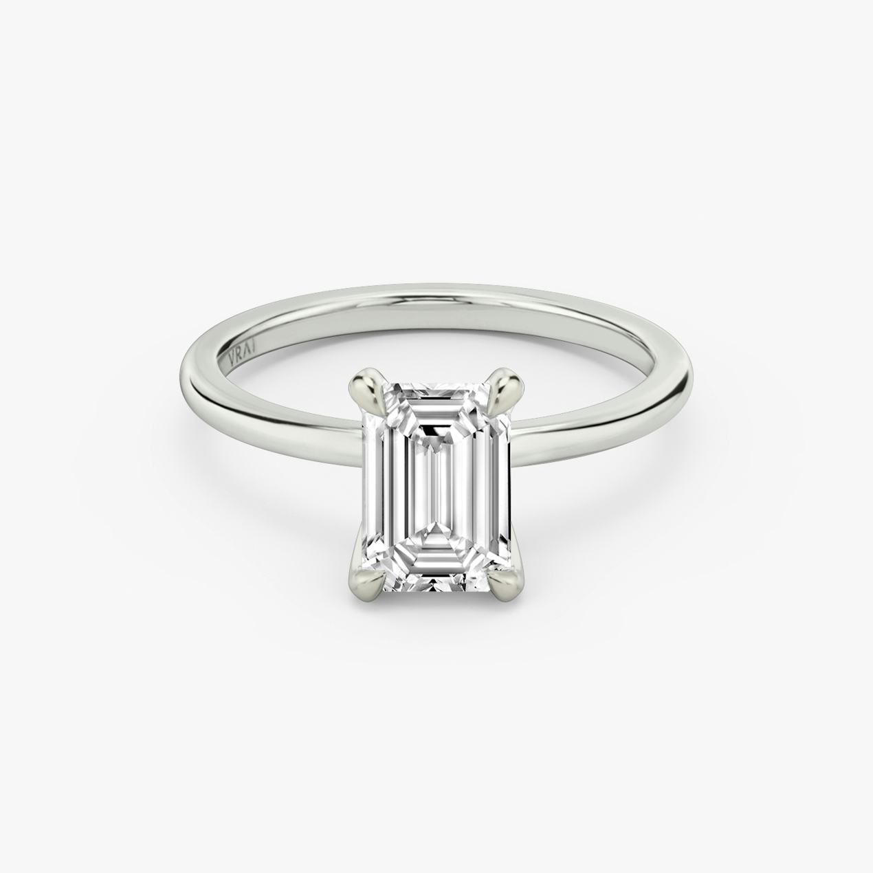 VRAI Classic Emerald Engagement Ring 