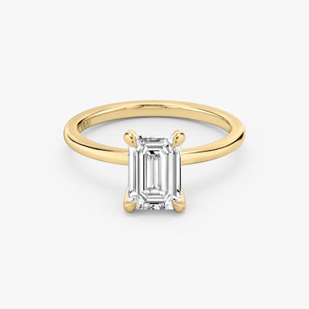 classic emerald diamond ring