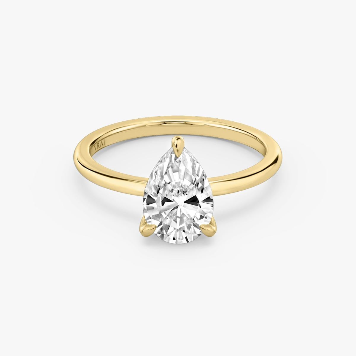 Classic Diamond Solitaire Modern Engagement Rings VRAI